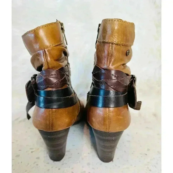 Pikolinos Womens Size 37, US 6.5 Brown Leather Verona Ankle Boots Strappy - Picture 3 of 8